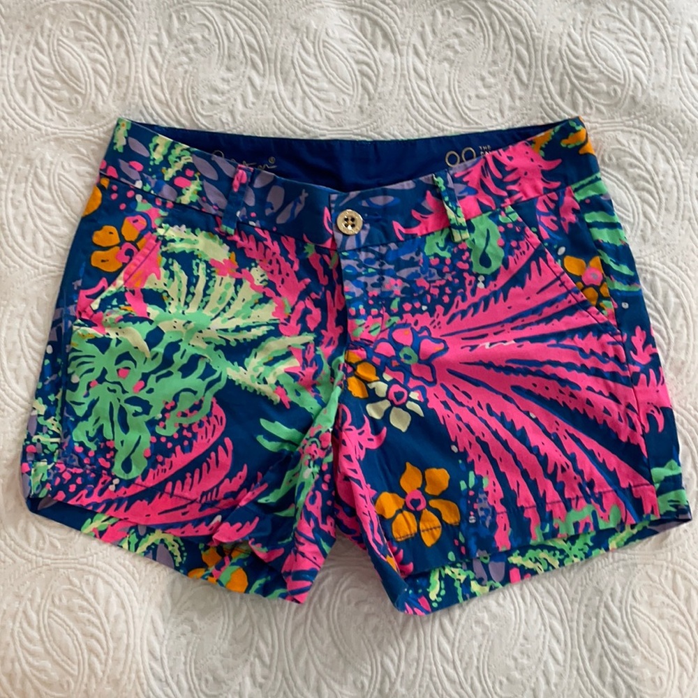 Lilly Pulitzer Callahan 5” length 00 Shorts